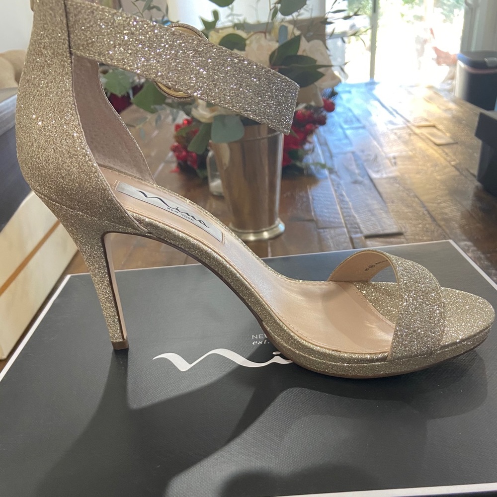 Brand New in box Nina Heel